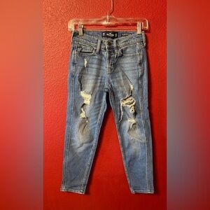 Hollister women’s low rise crop boyfriend Distressed Blue Jeans size 00S W23 L23